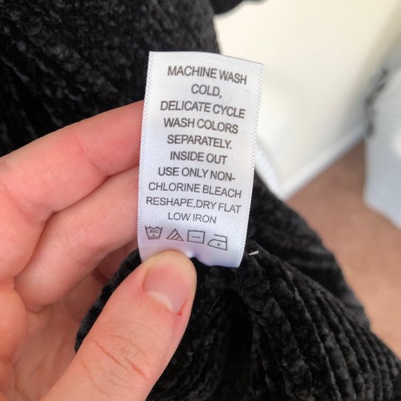 Woman Within Black Sweater - Picture 4 of 4